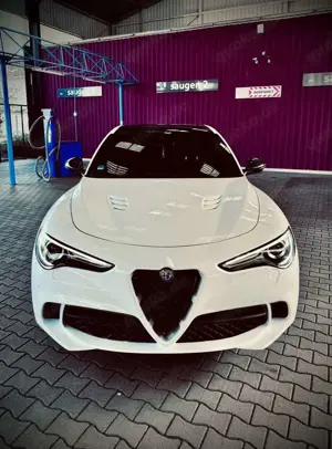 Alfa Romeo Stelvio 2.0 Turbo 16V AT8-Q4 B-Tech