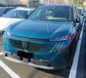 Peugeot 5008 GT Hybrid 145 e-DCS6 7-Si+Navi+Lenk/SHZ+R-Kam+