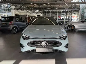 Mercedes-Benz CLA 180 AMG Night Adv+ Multibeam Distronic Pano Bild 3