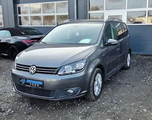 Volkswagen Touran Life, AHK, Tempomat, Scheckheftgepfl., *KETTE NEU
