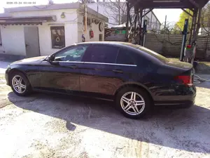 Mercedes-Benz E 200 E 200 d 9G-TRONIC Avantgarde Bild 4