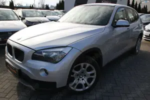 BMW X1 Baureihe X1 18 d sDrive Klima/PDC/Allwetterre Bild 2