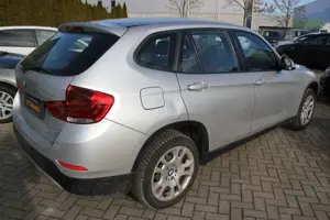BMW X1 Baureihe X1 18 d sDrive Klima/PDC/Allwetterre Bild 4