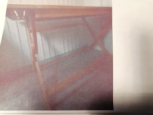 Sitzgarnitur - Vier Stühle mit Tisch & Sitzkissen zu verkaufen