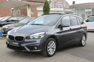 BMW 220 +PANORAMA+AHK+PDC+NAVI+8-FACH