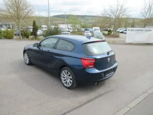 BMW 118 i Limousine 3-trg *Xenon*Navi*Klimaaut.*Sport Bild 4