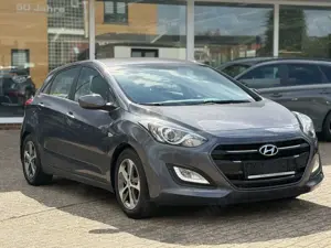 Hyundai i30 blue Trend Tüv und Service neu *Garantie*