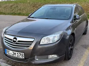 Opel Insignia Insignia 2.0 CDTI Sports Tourer ecoflex Sport Bild 3