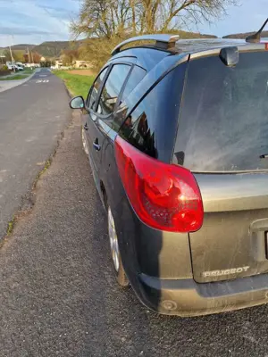 Peugeot 207 Bild 5