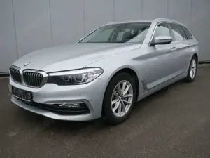 BMW 530 i xDrive Touring NAVI/LED/PDC/ACC/LEDER