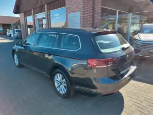 Volkswagen Passat Variant 2,0 TDI Business DSG*NAVI*Kamera* Bild 3