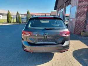 Volkswagen Passat Variant 2,0 TDI Business DSG*NAVI*Kamera* Bild 4