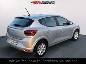 Dacia Sandero Bild 4
