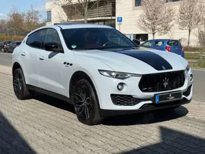 Maserati Levante 3.0 V6 GS 4x4 *1 Of 1*Exklusiv Umbau*