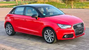 Audi A1 1.4l 122PS S-Tronic XEN NAVI PDC 2HAND GRA SHZ