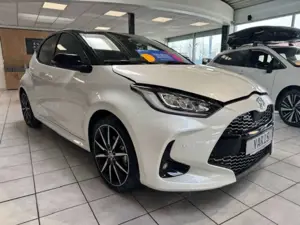 Toyota Yaris Hybrid GR SPORT inkl. Safety  Infotainment