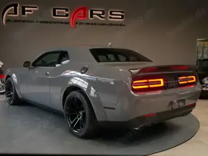 Dodge Challenger R T Scat Pack Widebody 392 Bee Bild 3