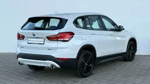 BMW X1 sDrive18d A CAM/NAV/LED/DAB/TEMPO/SH/LHZ Bild 4
