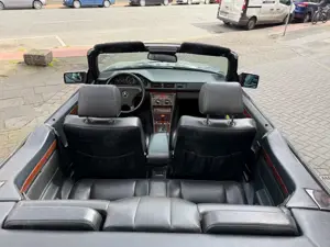 Mercedes-Benz Baureihe 124 CE-Klasse 300 CE-24+Klima+RIAL FELGEN Bild 3