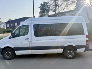 Mercedes-Benz Sprinter Das Auto ist in einem sehr guten Zustand. Der Moto Bild 3
