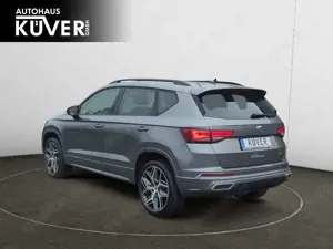 SEAT Ateca FR 2.0 TDI DSG ACC*AHK*NAVI*PANO*LED*PDC*SHZ Bild 4