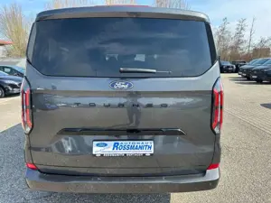 Ford Tourneo Custom Bild 4