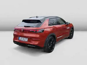 Volkswagen T-Roc R-Line 1.5 l eTSI 150 PS DSG AHK Bild 4