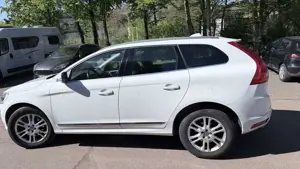 Volvo XC60 Summum 2WD Bild 4