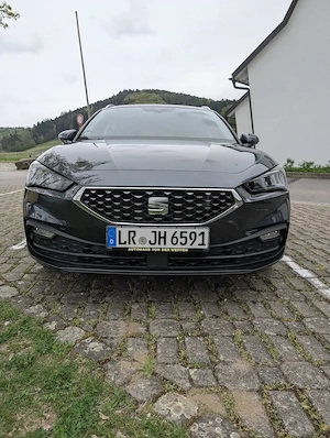 Seat Leon Sportstourer 1,5 TSI Xcellence, Standheizung, 2 J. Garantie, ACC, AHK unbenutzt, Klima Bild 6