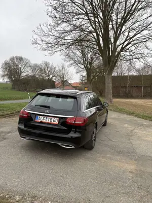 Mercedes-Benz C 300 d T 4Matic 9G-TRONIC Bild 2