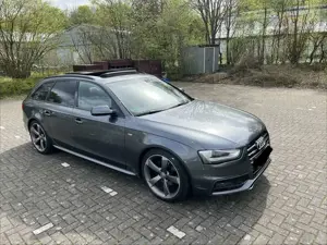 Audi A4 S line Sportpaket / plus quattro