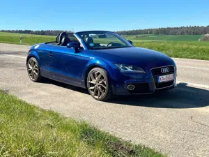 Audi TT 1.8 TFSI Roadster*Navi*PDC*Leder*19" Räder*SH