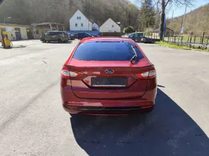 Ford Mondeo Titanium Bild 4