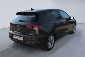 Volkswagen Golf VIII 1.0 eTSI DSG Life LED+ACC+APP+NAVI Bild 5