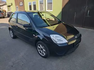 Ford Fiesta 1,3, Klima, Service neu, TÜV 03/2027!