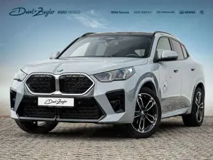 BMW X2 sDrive18d M-Sport AHK PANO ACC RFK AktivSitz