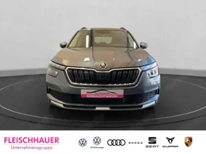 Skoda Kamiq 1,5 TSI Tour LED DAB Temp SHZ PDCv+h CarPlay Rückf Bild 2