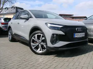 Audi Q4 e-tron Advanced Sportback LED ACC Spurhalteassistent