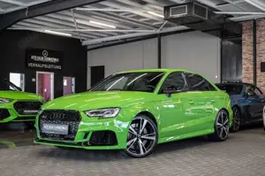 Audi RS3 2.5 TFSI quatt|RS-SITZE|MATRIX|BO|280 KM/H