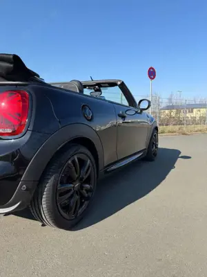 MINI John Cooper Works Cabrio Mini John Cooper Works Cabrio Aut. Bild 4