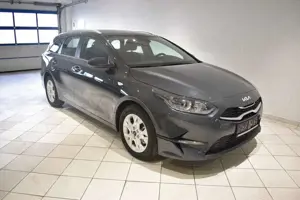 Kia Ceed SW / cee'd SW 1.5TGDI LED Kamera APP