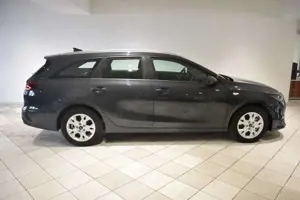 Kia Ceed SW / cee'd SW 1.5TGDI LED Kamera APP Bild 2