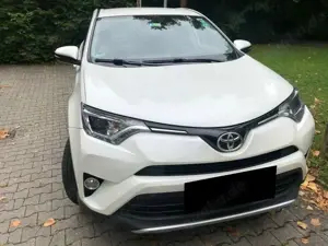 Toyota RAV 4 RAV 4 2.2 D-4D 4x4 Automatik Edition S
