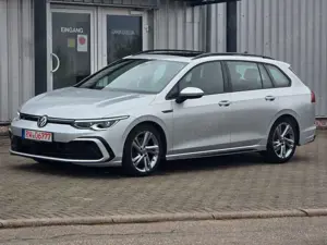 Volkswagen Golf VIII 2.0TDI/2xR-LINE/PANORAMA/HEADUP/STANDH