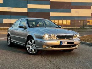 Jaguar X-Type