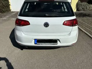 Volkswagen Golf Golf 1.6 TDI BlueMotion Technology Comfortline Bild 4