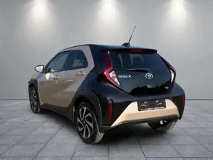Toyota Aygo X Team D Apple CarPlay Android Auto Musikstreaming D Bild 2