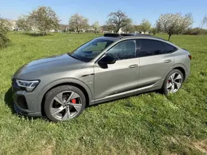 Audi Q8 e-tron 50 quattro S line