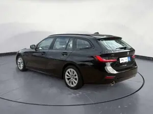 BMW 320 d Touring Advantage Automatik Aut. Klimaaut. Bild 4