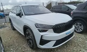 Skoda Kodiaq RS ACC|HuD|AHK|RFK|PANO|LED|Navi|Carpl... Bild 4